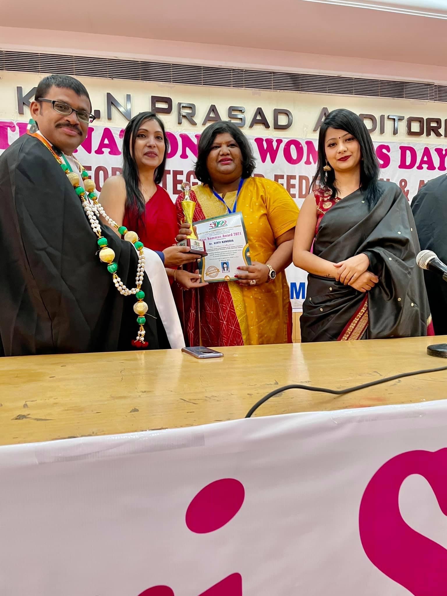 Nari Ratna Award